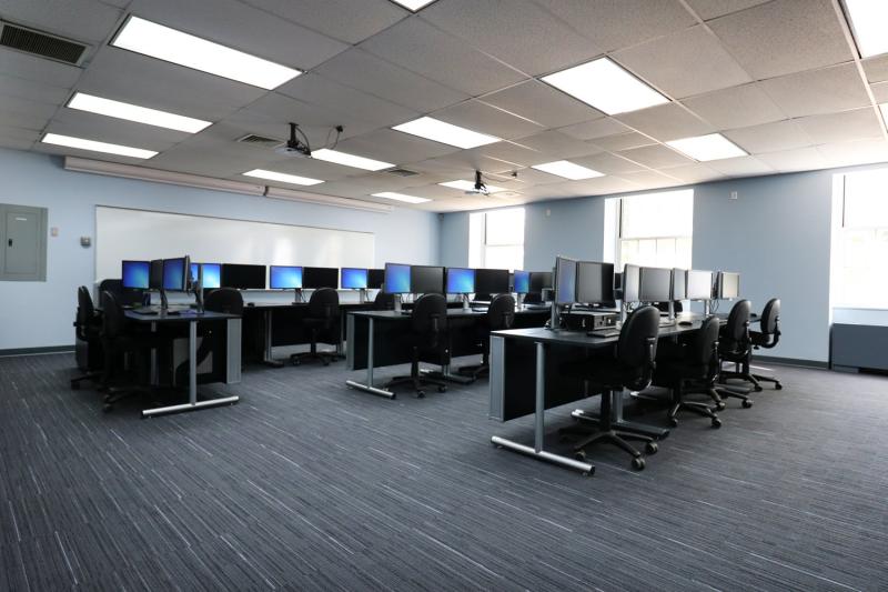 College of Staten Island- Computer Training Tables